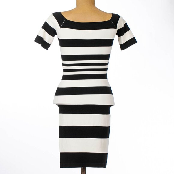 Black and white strip long dress - Picture 2 of 4